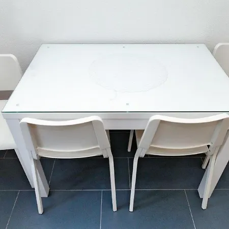 Apartman House 5 *
